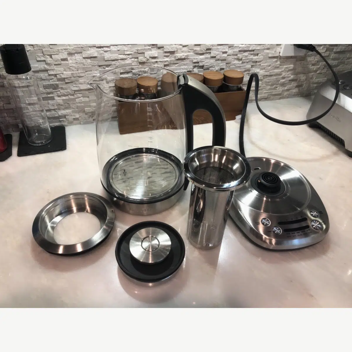 Makes tea simple